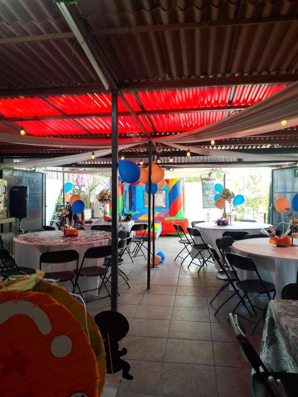 "El Jardin" Salon de Reuniones Familiares