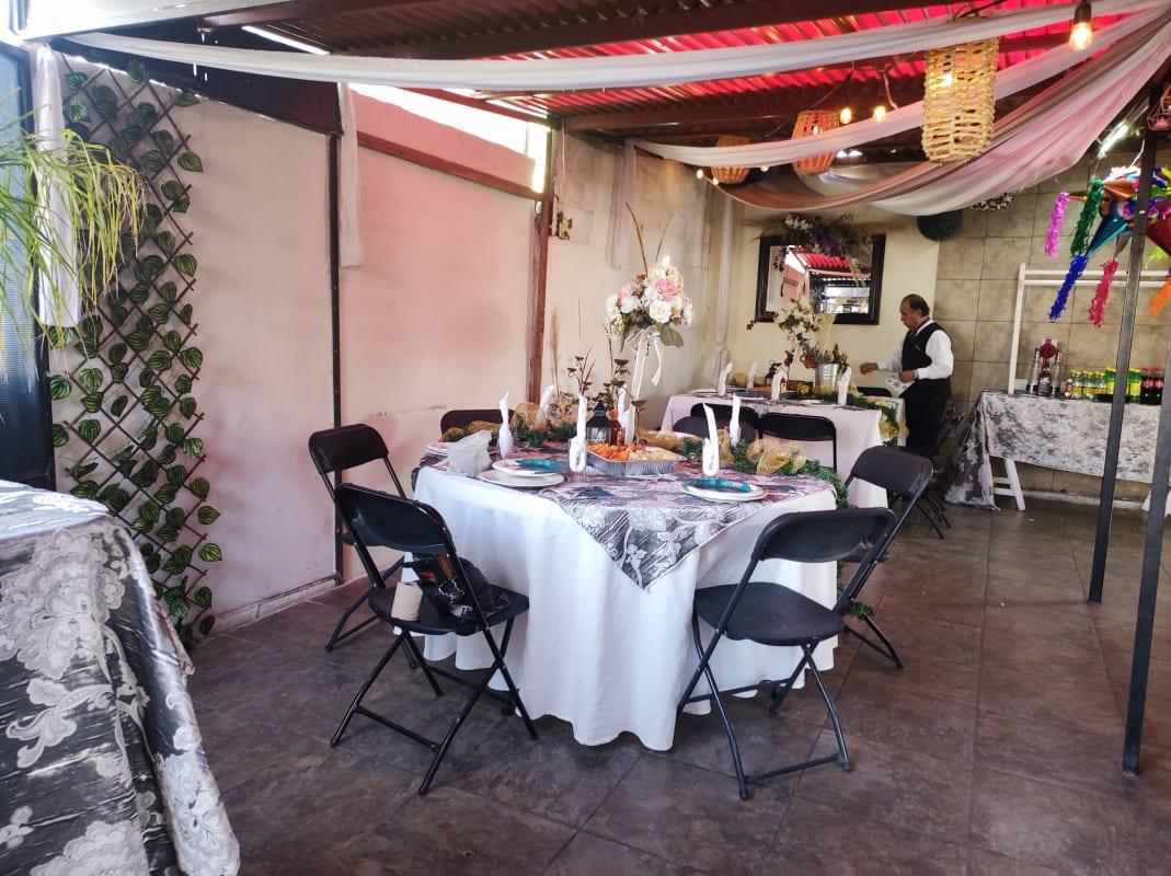 "El Jardin" Salon de Reuniones Familiares